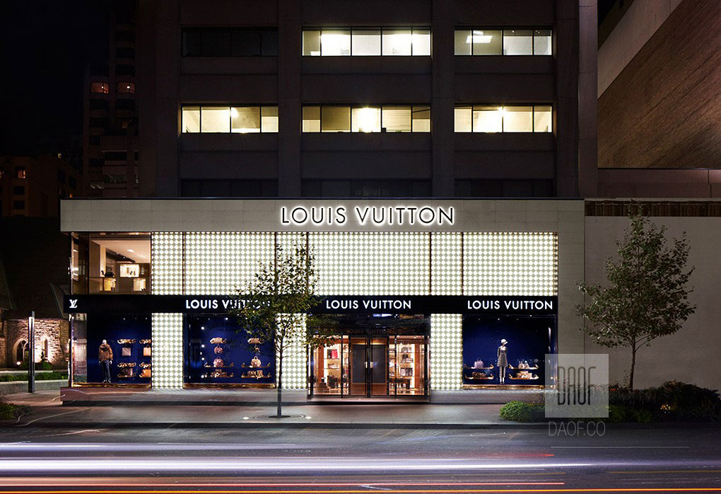Toronto's Louis Vuitton, Toronto Street, facing Louis Vuitt…